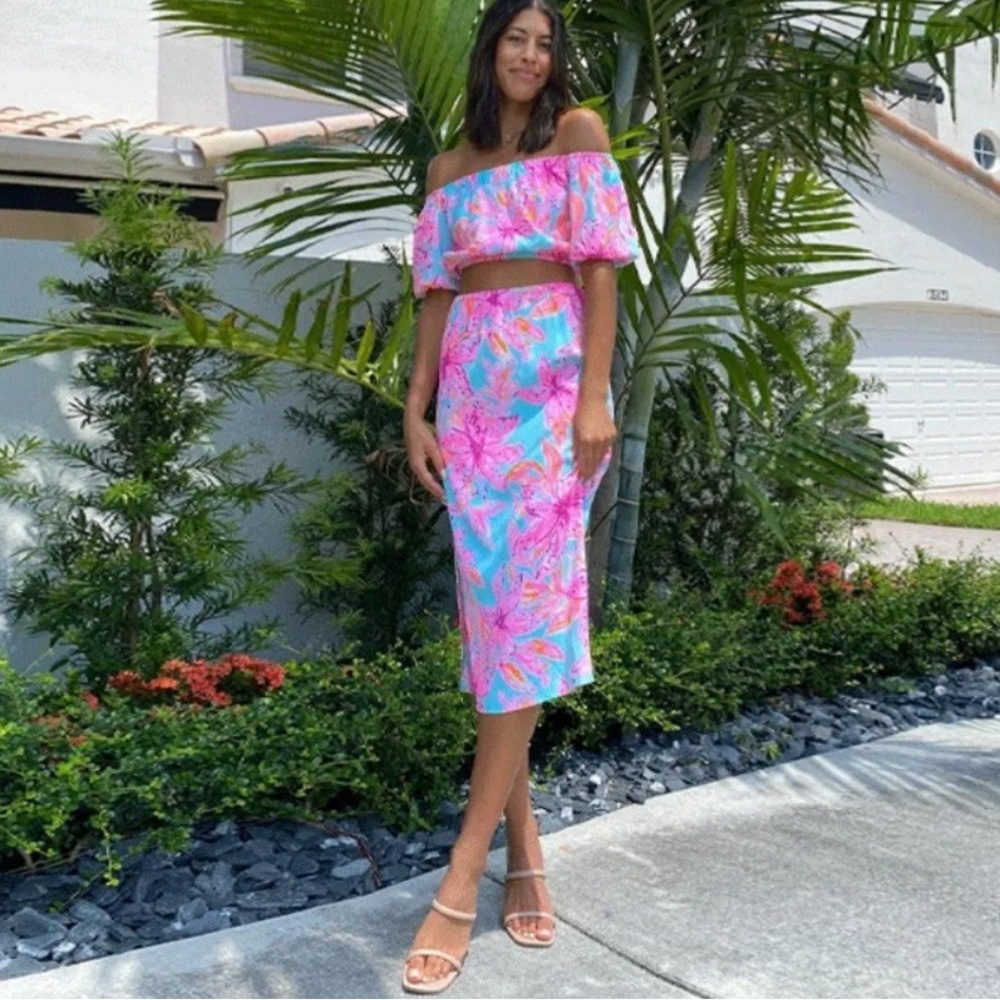 Lilly Pulitzer Esmeray Crop Top & Midi Skirt Set Surf Blue Bonita Blooms Resort - Picture 12 of 16